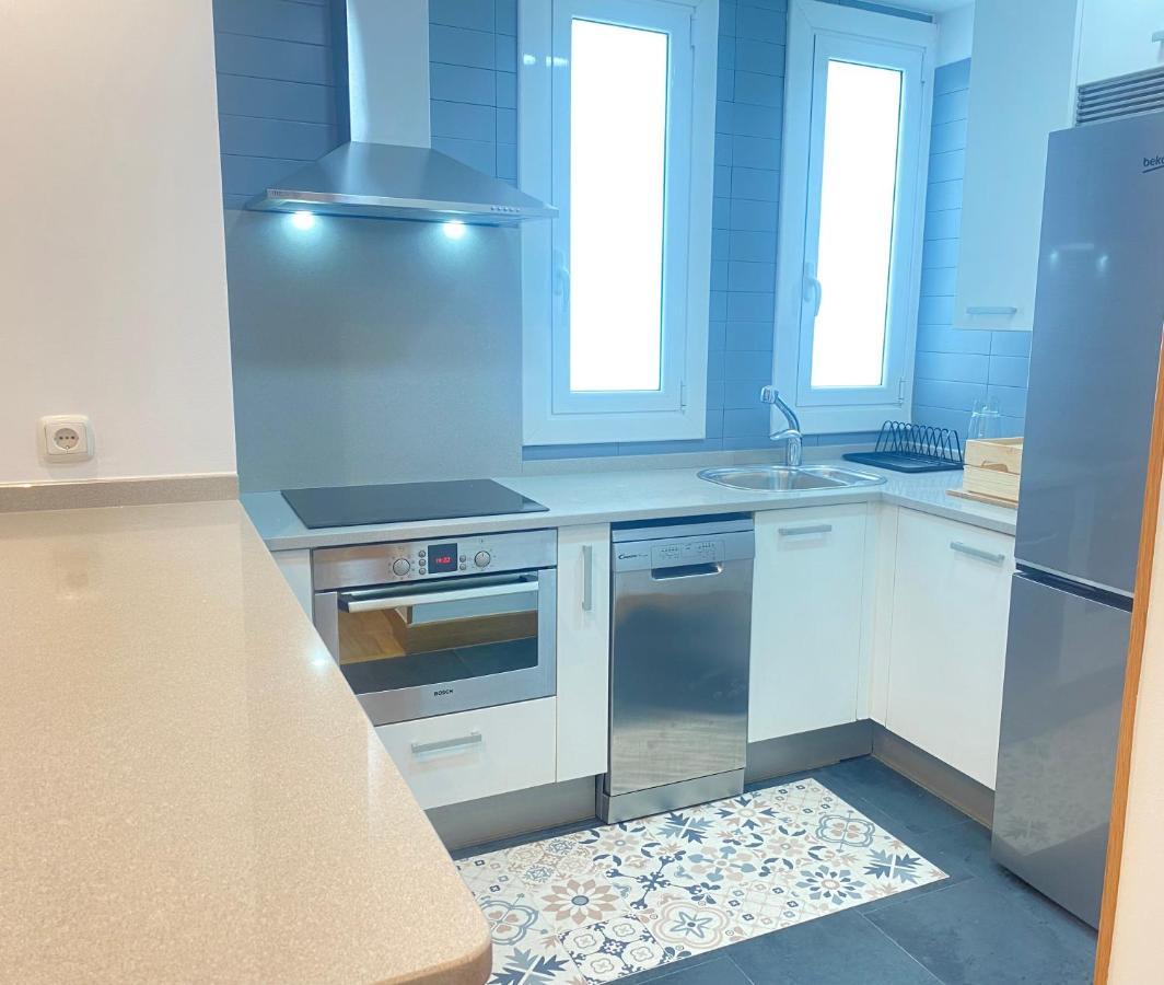 Mikain Terrace Cathedral View With Free Parking & Air Cond Apartment ซานเซบาสเตียน ภายนอก รูปภาพ